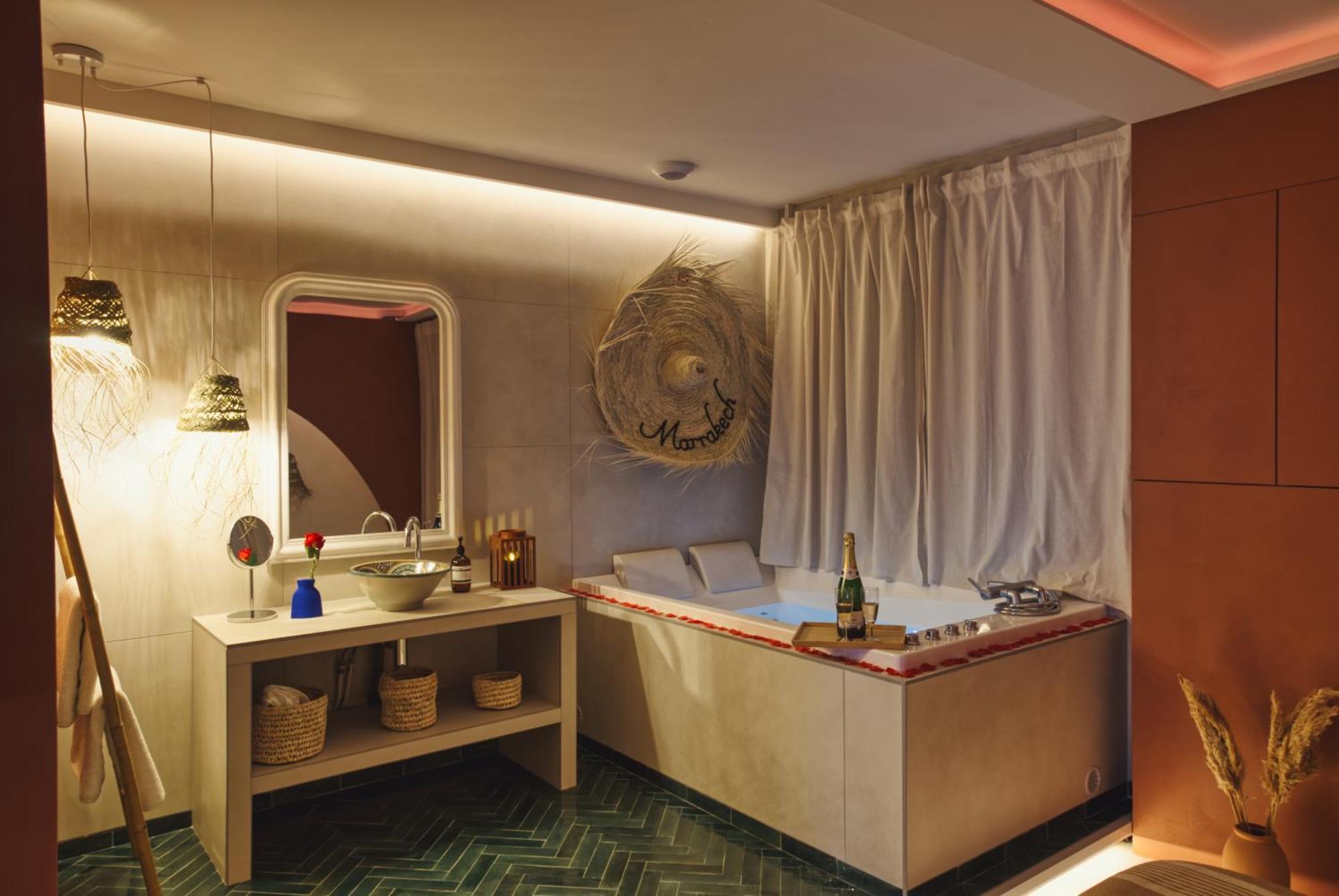 Luxueuse Jacuzzi Hammam Marrakech By Noma